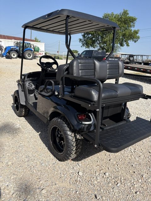 INSTOCK 7/20/26 ALL BLACK 2021 E-Z-GO TXT 48V SHOW ROOM EDITION LOADED OUT !! NEW BATTERIES KICKER STEREO & CUSTOM BLACK OSTRICH BUCKET STYLE SEATS W/ COOLER INSTOCK 7/20/2026 - Image 6
