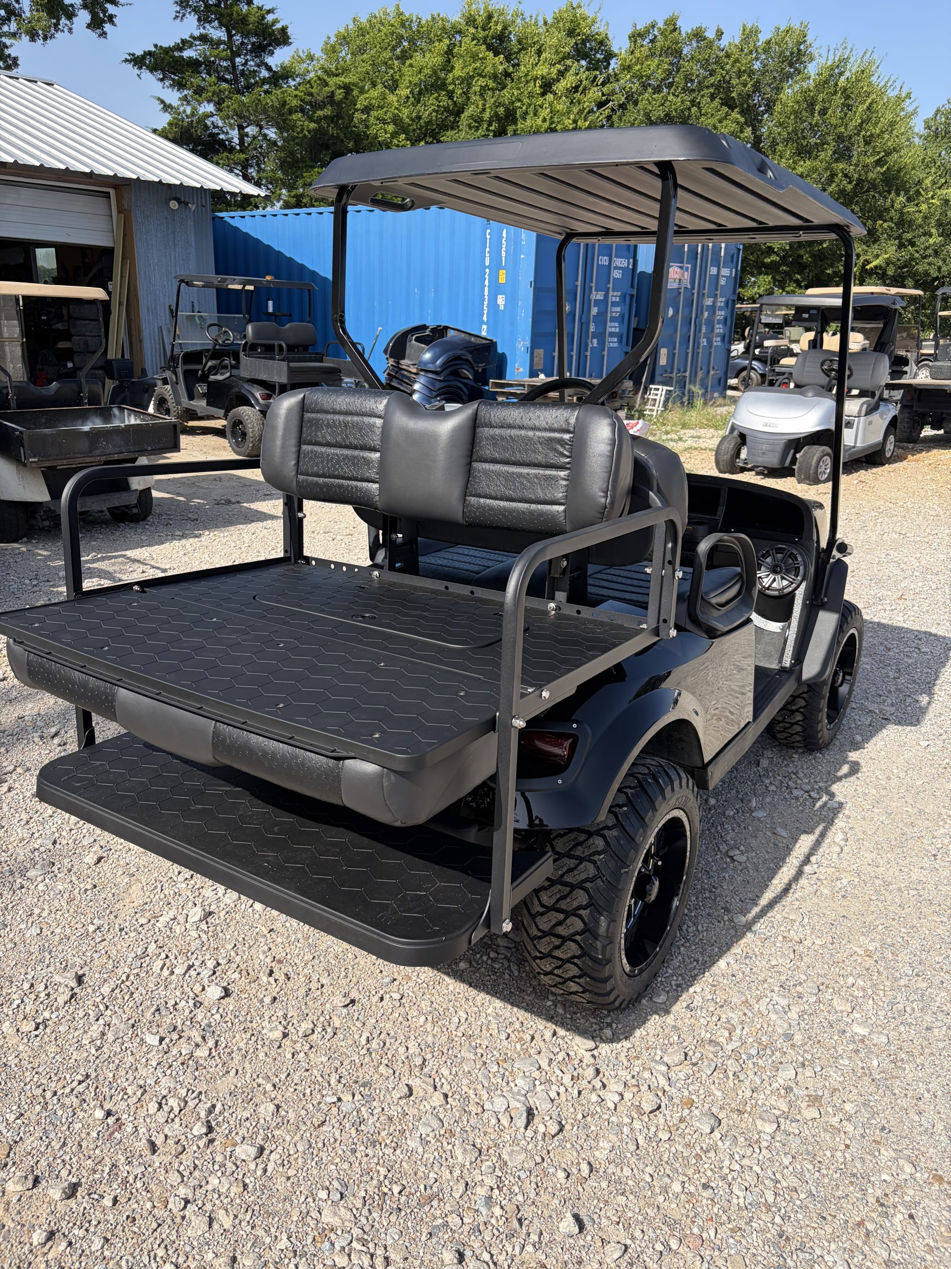 INSTOCK 7/20/26 ALL BLACK 2021 E-Z-GO TXT 48V SHOW ROOM EDITION LOADED OUT !! NEW BATTERIES KICKER STEREO & CUSTOM BLACK OSTRICH BUCKET STYLE SEATS W/ COOLER INSTOCK 7/20/2026 - Image 4