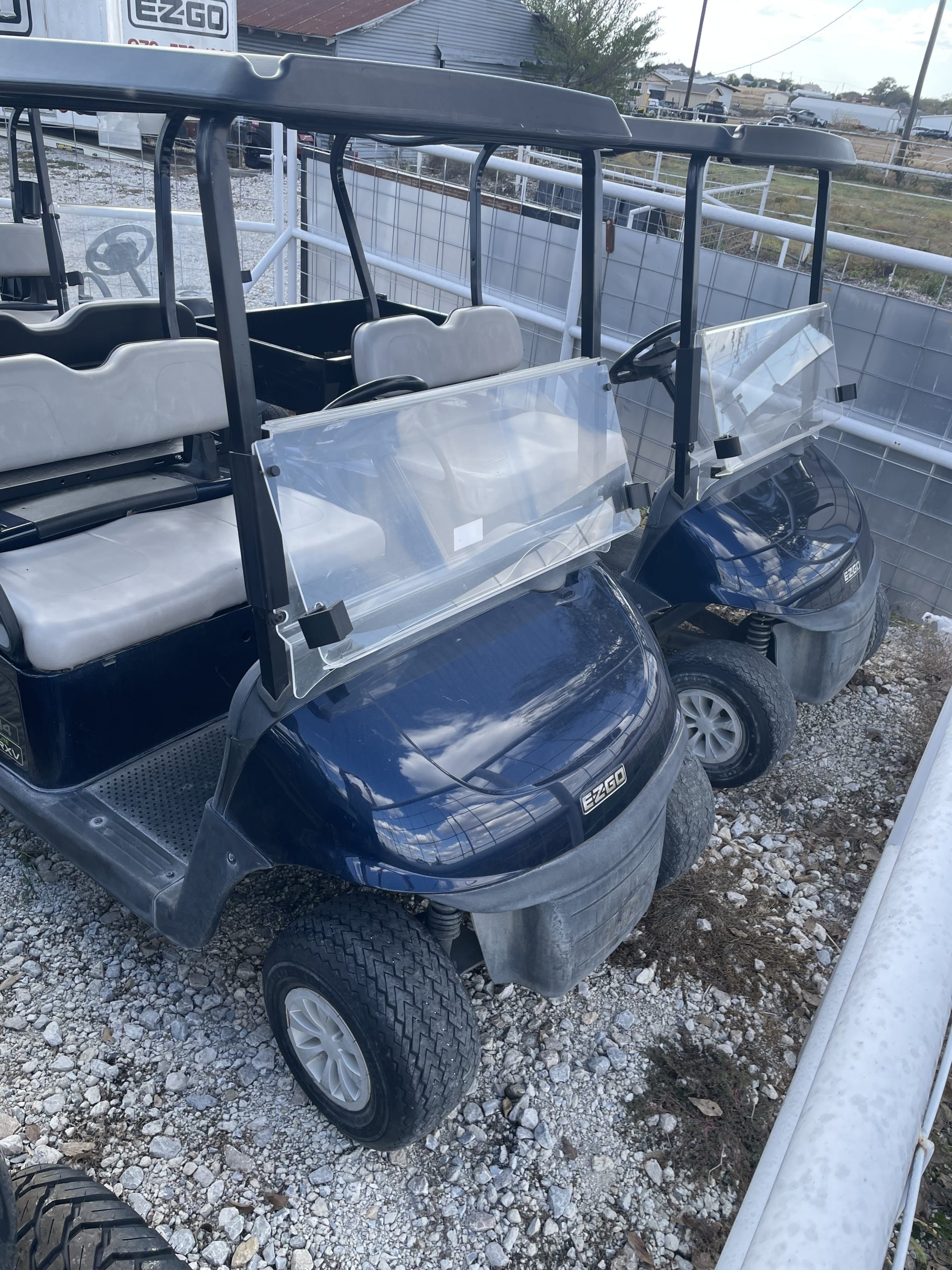 2020 E-Z-GO DARK BLUE RXV ELITE INSTOCK 11/13/25 factory lithium battery w/ warranty 4 SEATER $3995 BATTERY WARRANTY GOOD TILL SUMMER 2028 - Image 2
