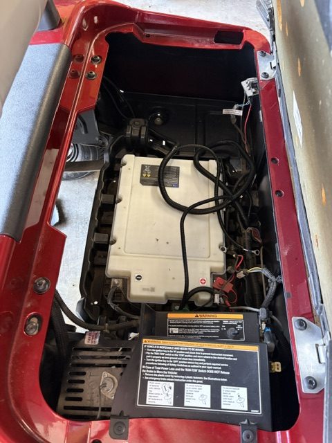 INSTOCK 7/12/26 2023 4 SEATER INFERNO RED EZGO RXV ELITE FACTORY EZGO LITHIUM BATTERY GOLF CAR W/ FACTORY BATTERY WARRANTY GOOD TILL SUMMER 2031 - Image 2