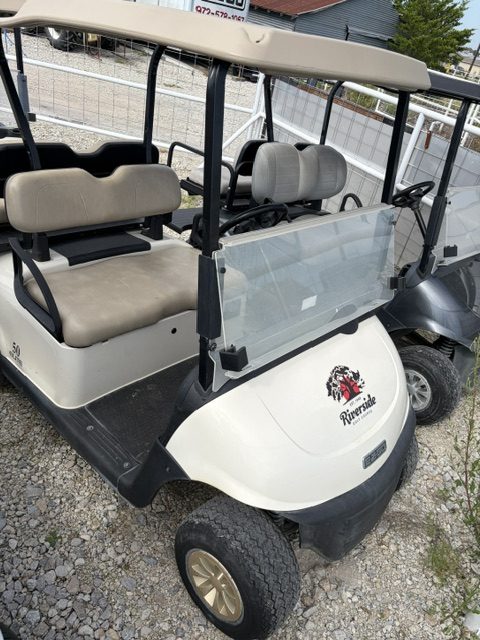 INSTOCK JULY 2 2026 / A 2023 EZGO WHITE 4 SEATER RXV ELITE GOLF CART W/ FACTORY LITHIUM BATTERIES WARRANTY GOOD TILL SUMMER 2031